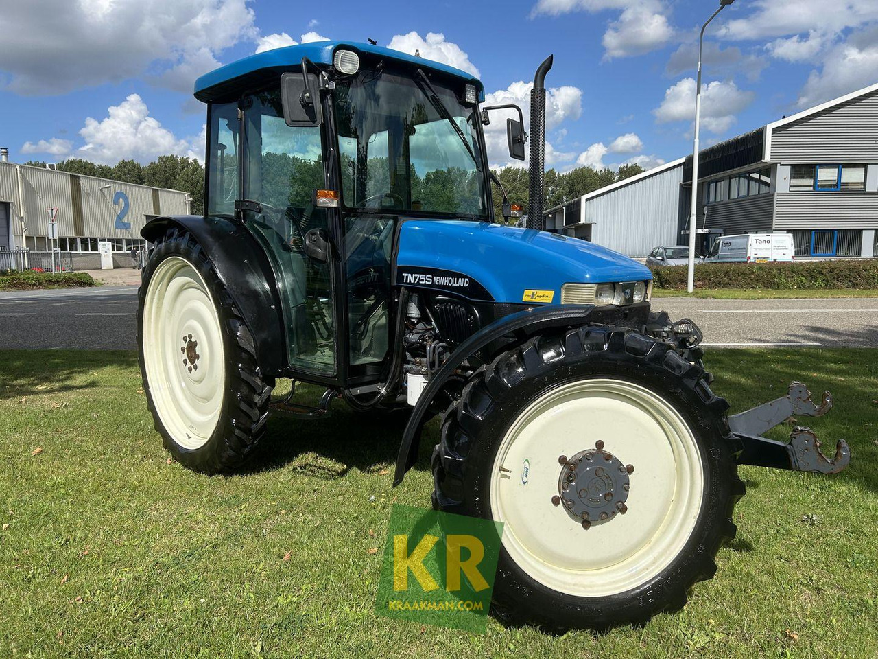New Holland TN75S - טרקטור חקלאי: תמונה 1 New Holland TN75S - טרקטור חקלאי: תמונה 1