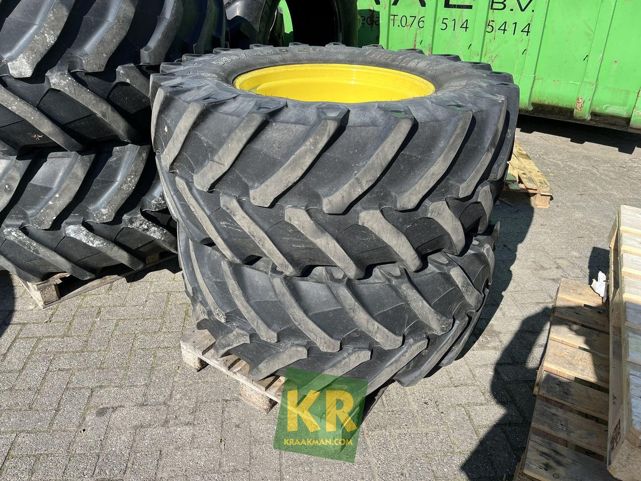 Trelleborg Banden Trelleborg - חבילת גלגלים וצמיגים עבור מכונה חקלאית: תמונה 1 Trelleborg Banden Trelleborg - חבילת גלגלים וצמיגים עבור מכונה חקלאית: תמונה 1