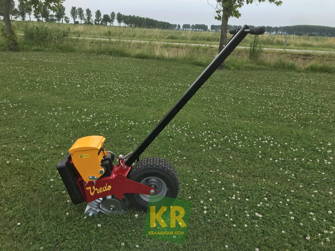Turf Buddy Vredo - ציוד עיבוד קרקע: תמונה 1 Turf Buddy Vredo - ציוד עיבוד קרקע: תמונה 1