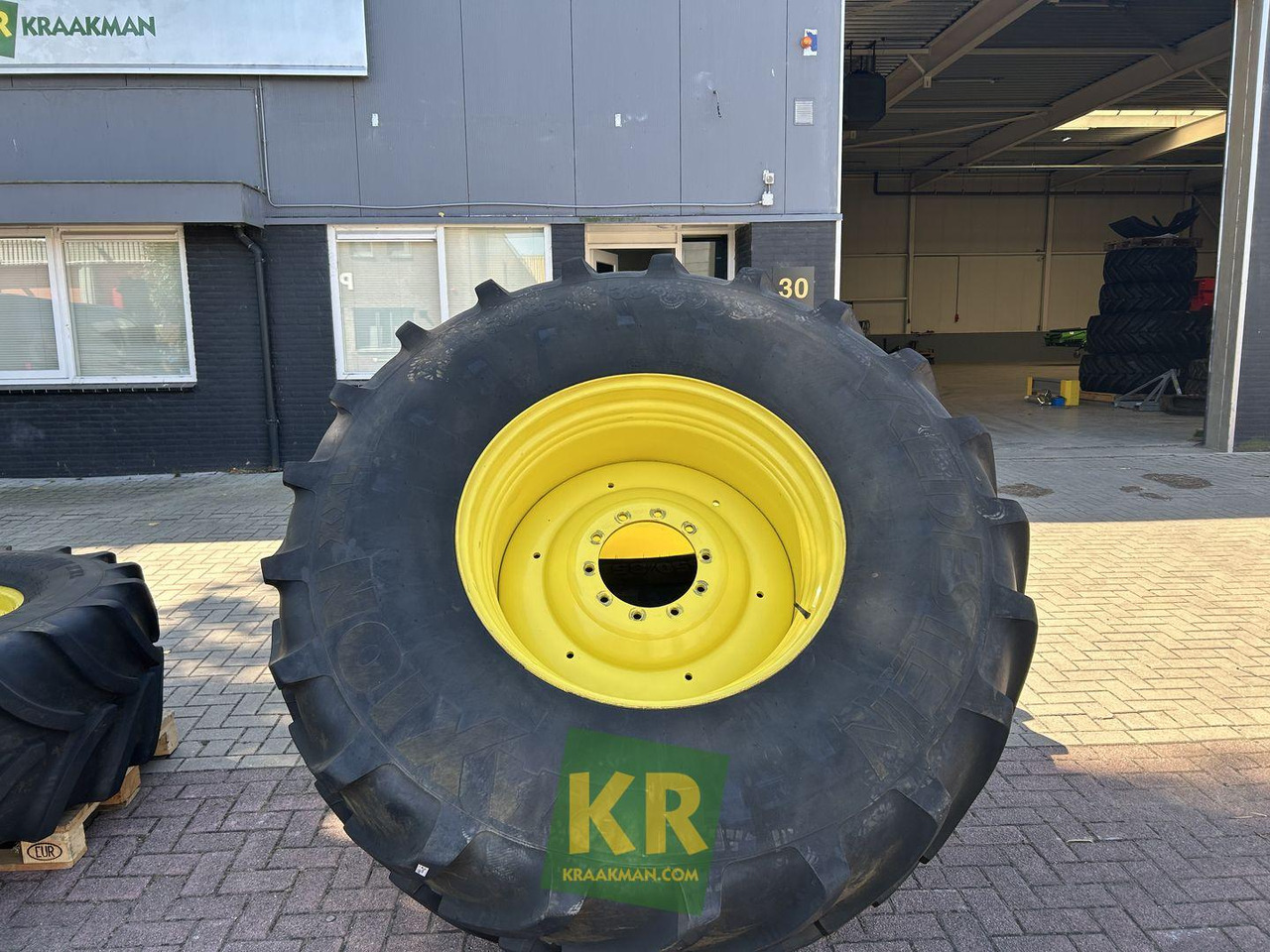 Vredestein Banden Vredestein - חבילת גלגלים וצמיגים עבור מכונה חקלאית: תמונה 2 Vredestein Banden Vredestein - חבילת גלגלים וצמיגים עבור מכונה חקלאית: תמונה 2