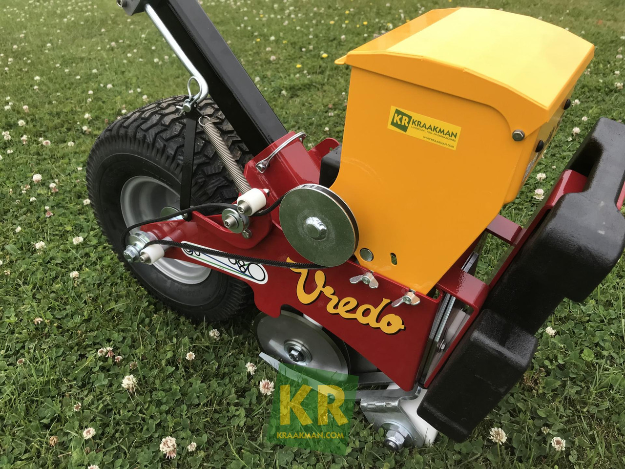 Vredo Turf Buddy - ציוד עיבוד קרקע: תמונה 4 Vredo Turf Buddy - ציוד עיבוד קרקע: תמונה 4