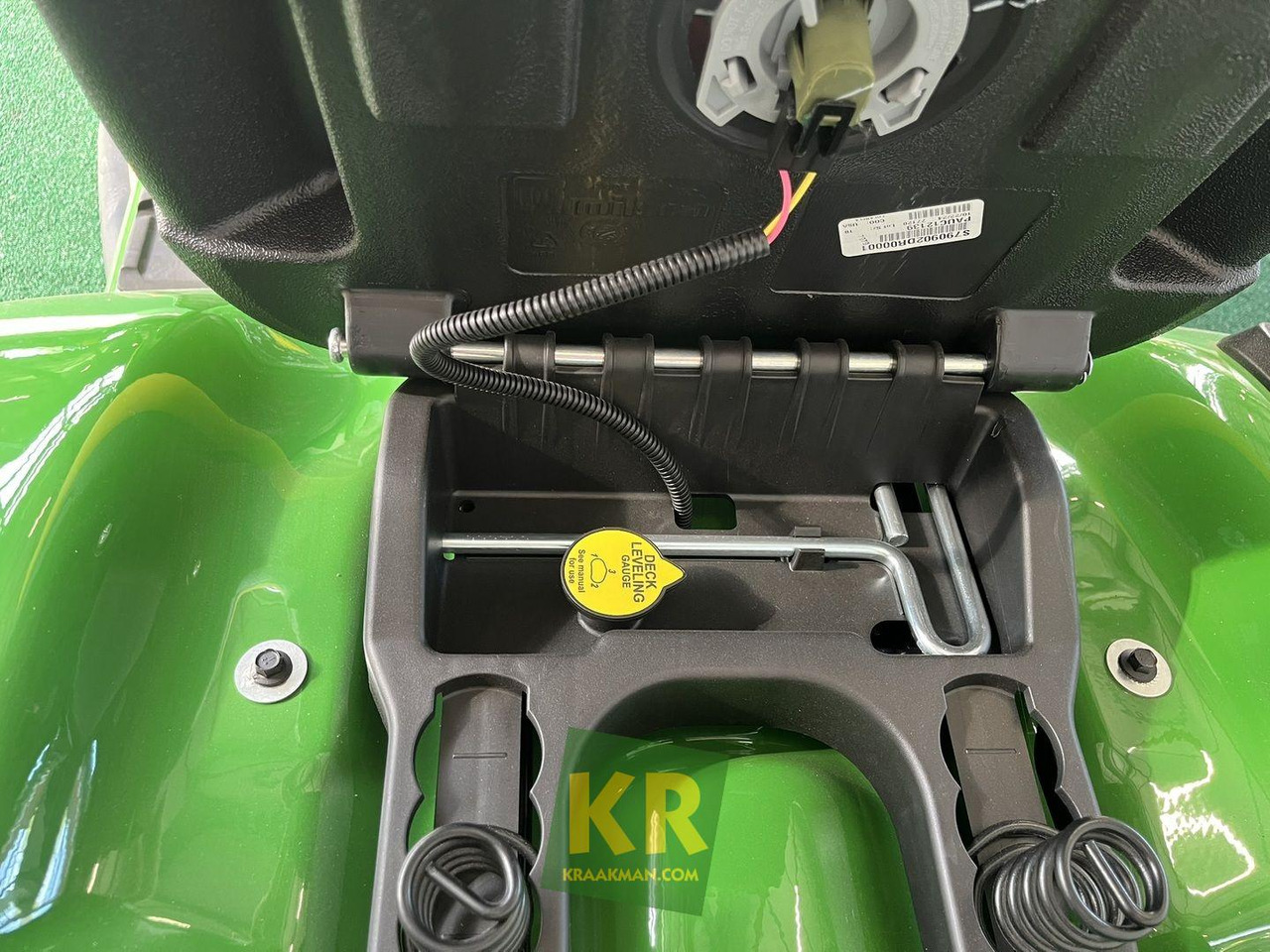 X350R John Deere - מכסחת גינה: תמונה 5 X350R John Deere - מכסחת גינה: תמונה 5