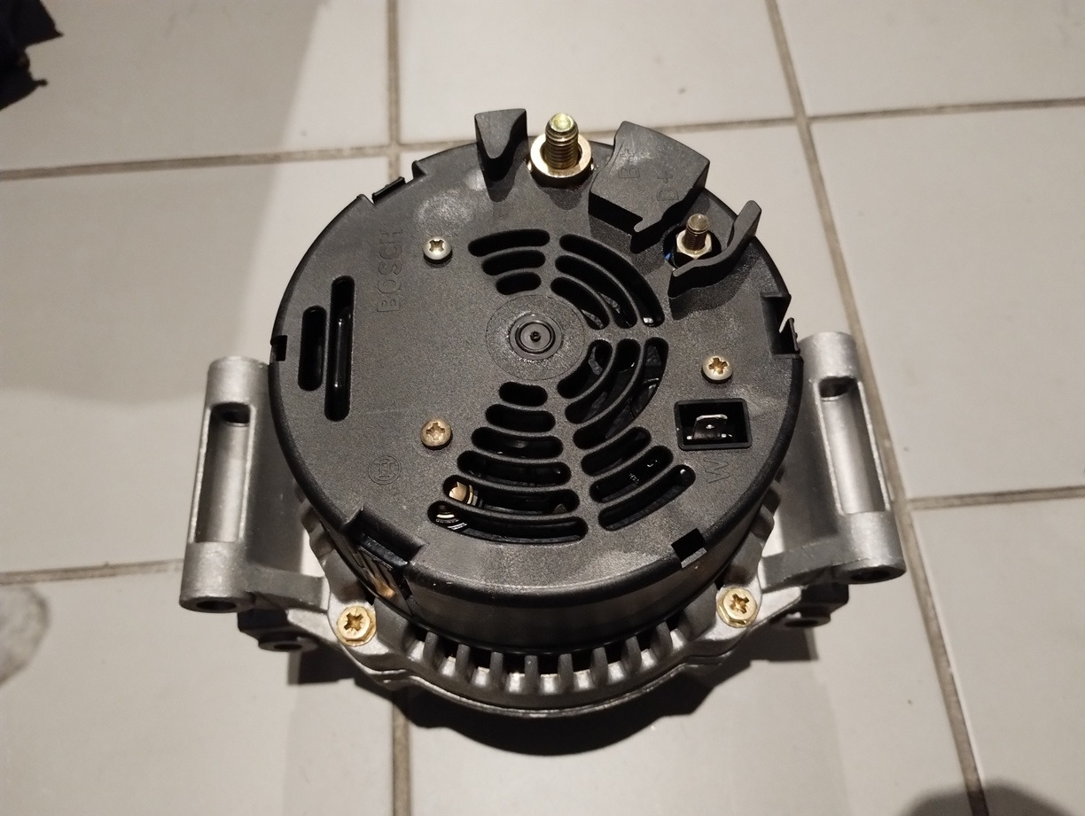 Alternator Mercedes 0111540602 0123320065 90A BOSCH SPRINTER 901 902 903 904 C KLASA - אלטרנטור עבור אוטובוס: תמונה 2 Alternator Mercedes 0111540602 0123320065 90A BOSCH SPRINTER 901 902 903 904 C KLASA - אלטרנטור עבור אוטובוס: תמונה 2