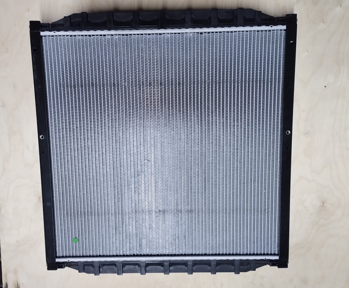 CHŁODNICA WODY MAN L2000 M2000 81061016447 51569 D0824 D0834 D0826 D0836 - רדיאטור: תמונה 2 CHŁODNICA WODY MAN L2000 M2000 81061016447 51569 D0824 D0834 D0826 D0836 - רדיאטור: תמונה 2