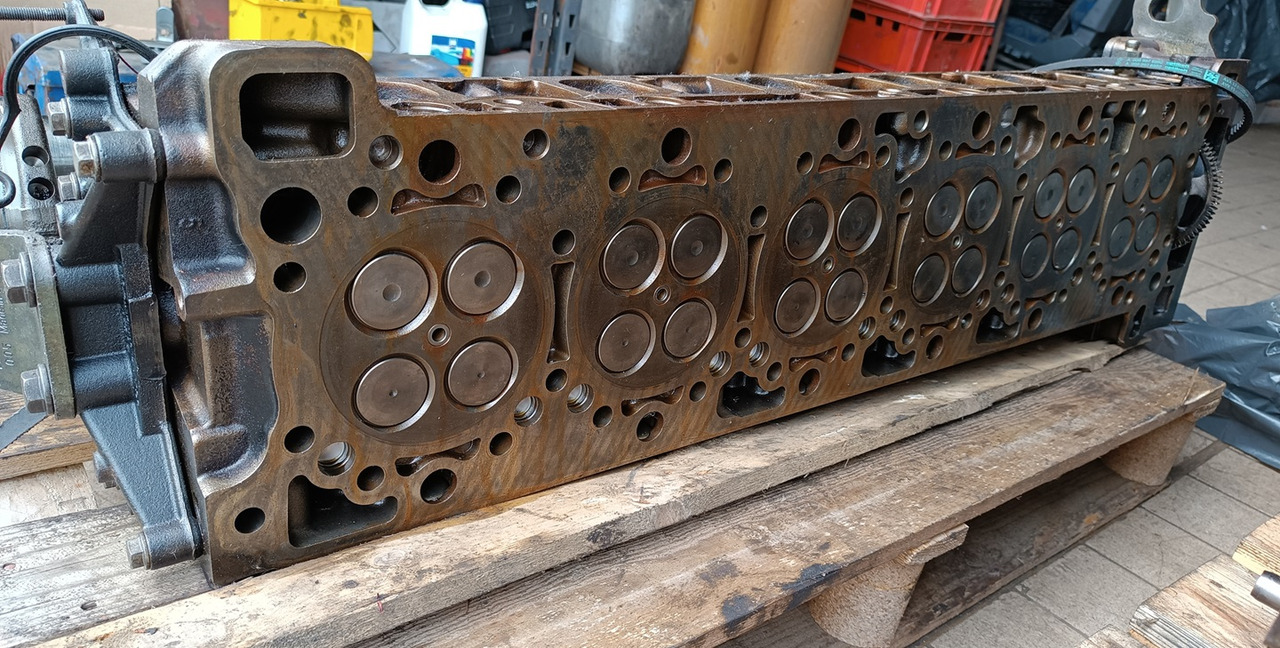 Mercedes Actros MP4 MP5 OM471 471 926 ENGINE HEAD - מנוע וחלקים: תמונה 2 Mercedes Actros MP4 MP5 OM471 471 926 ENGINE HEAD - מנוע וחלקים: תמונה 2
