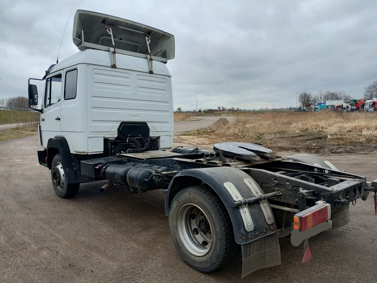 Mercedes Benz 1120 S - יחידת טרקטור: תמונה 5 Mercedes Benz 1120 S - יחידת טרקטור: תמונה 5