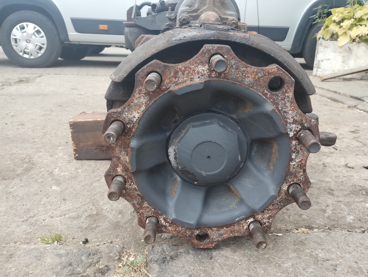 VOLVO OŚ WLECZONA SKRĘTNA VOLVO FM FH 6x2 STEERING TRAILING AXLE - סרן וחלקים: תמונה 3 VOLVO OŚ WLECZONA SKRĘTNA VOLVO FM FH 6x2 STEERING TRAILING AXLE - סרן וחלקים: תמונה 3