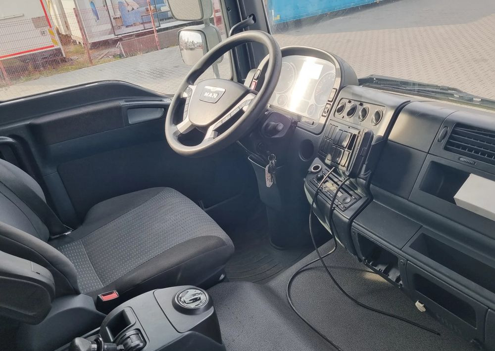 MAN TGM 18 340 - משאית אשפה: תמונה 5 MAN TGM 18 340 - משאית אשפה: תמונה 5