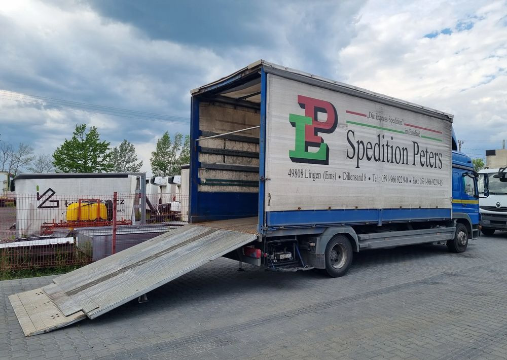 Mercedes-Benz Atego 1229 - משאית גרירה: תמונה 3 Mercedes-Benz Atego 1229 - משאית גרירה: תמונה 3