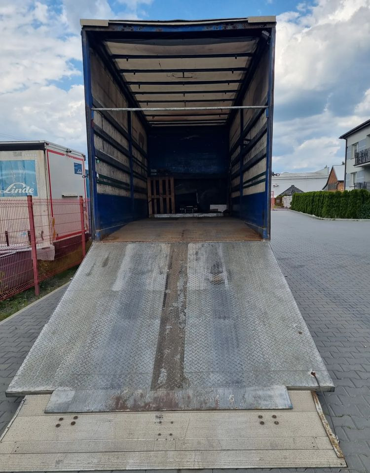 Mercedes-Benz Atego 1229 - משאית גרירה: תמונה 2 Mercedes-Benz Atego 1229 - משאית גרירה: תמונה 2