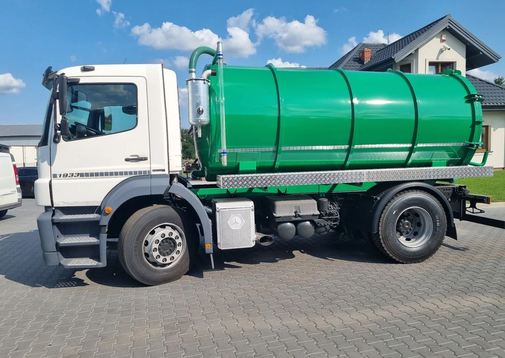 Mercedes-Benz Axor 1829 1833 - משאית אשפה: תמונה 3 Mercedes-Benz Axor 1829 1833 - משאית אשפה: תמונה 3