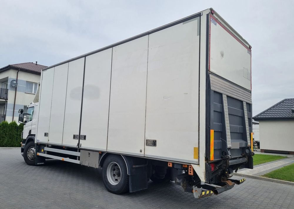 Scania P 360 - משאית תיבה: תמונה 4 Scania P 360 - משאית תיבה: תמונה 4