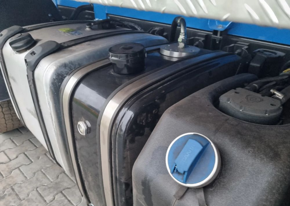 משאית אשפה Scania P360: תמונה 7