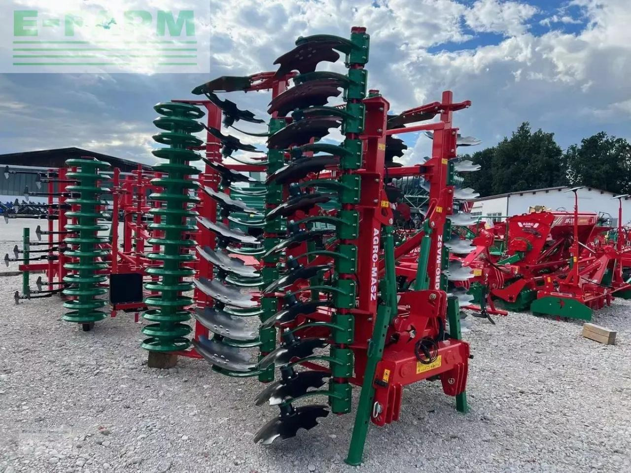 Agro-Masz btc 50 h - ציוד עיבוד קרקע: תמונה 1 Agro-Masz btc 50 h - ציוד עיבוד קרקע: תמונה 1