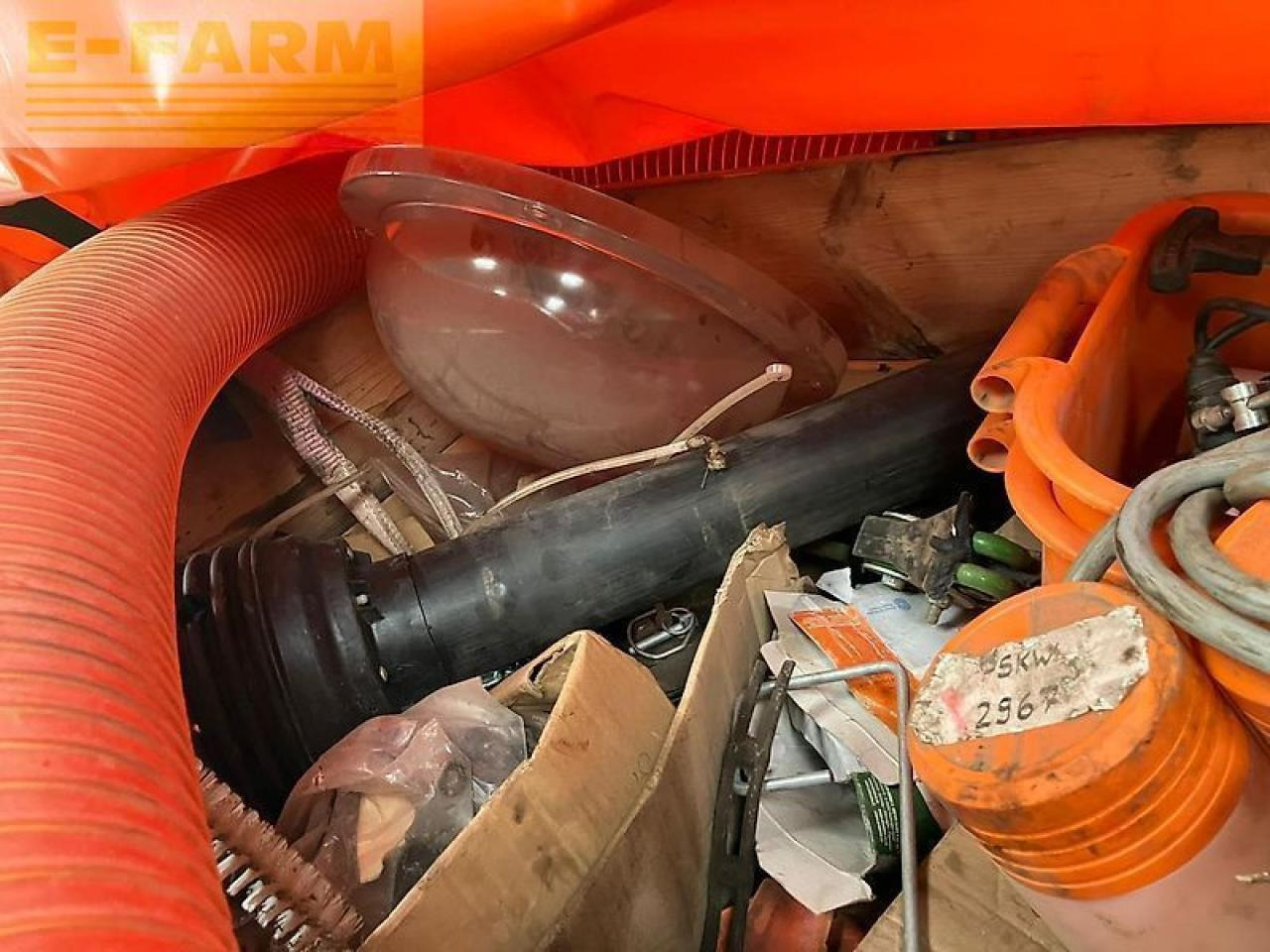 Amazone avant 6m. - kg600/2 - מקדחת זרעים: תמונה 5 Amazone avant 6m. - kg600/2 - מקדחת זרעים: תמונה 5