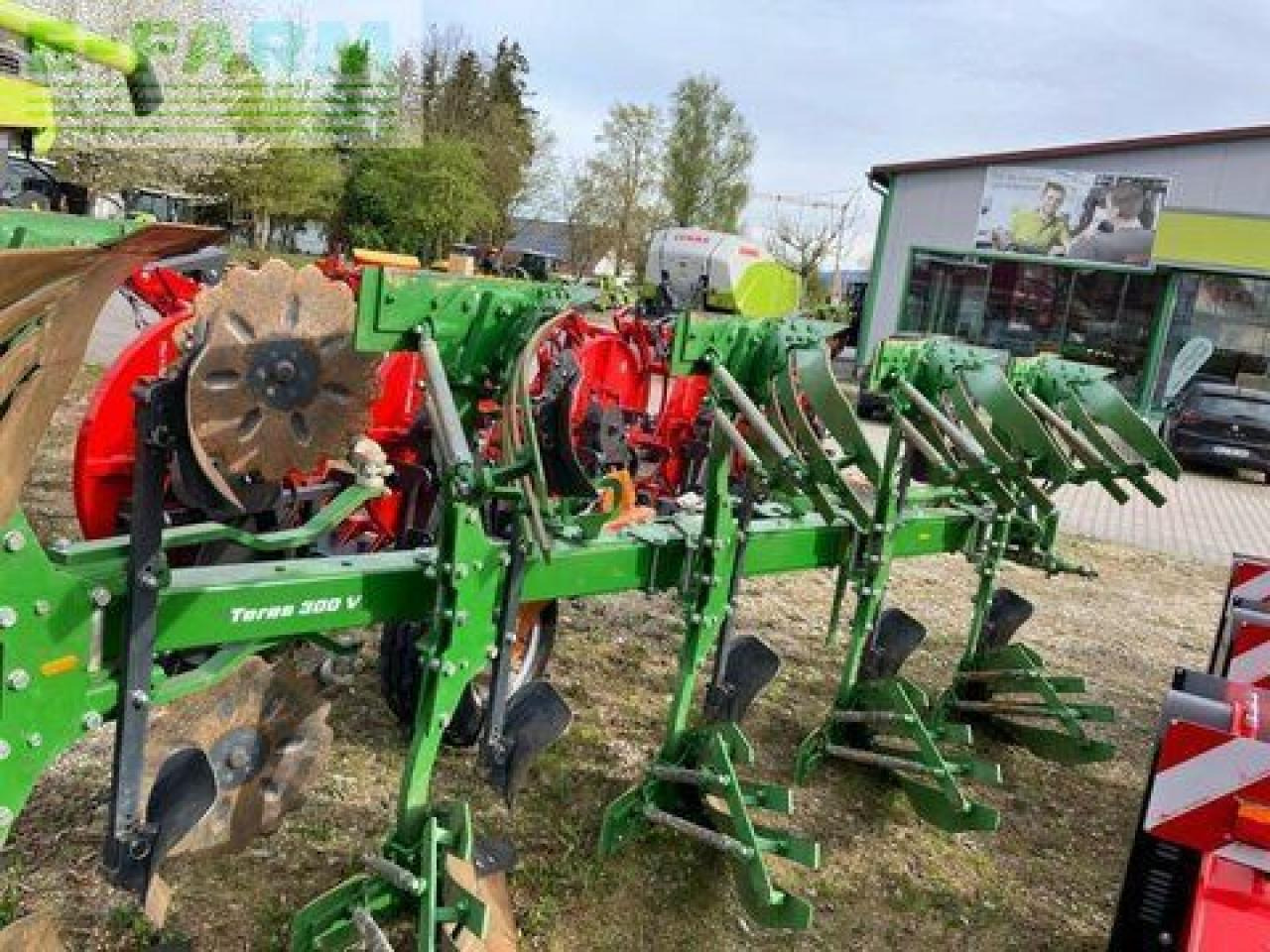 Amazone teres 300 v - מחרשה: תמונה 1 Amazone teres 300 v - מחרשה: תמונה 1