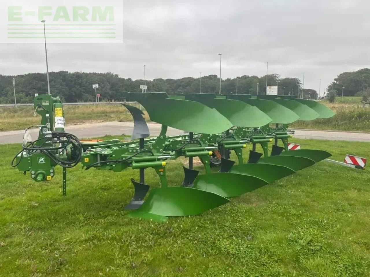 Amazone teres 5 furet - מחרשה: תמונה 1 Amazone teres 5 furet - מחרשה: תמונה 1