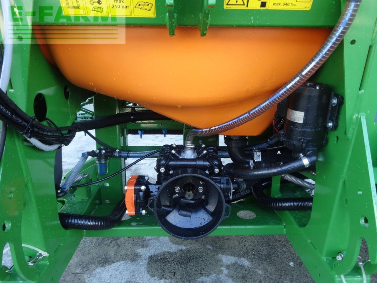 Amazone uf 901 - מרסס נגרר: תמונה 2 Amazone uf 901 - מרסס נגרר: תמונה 2