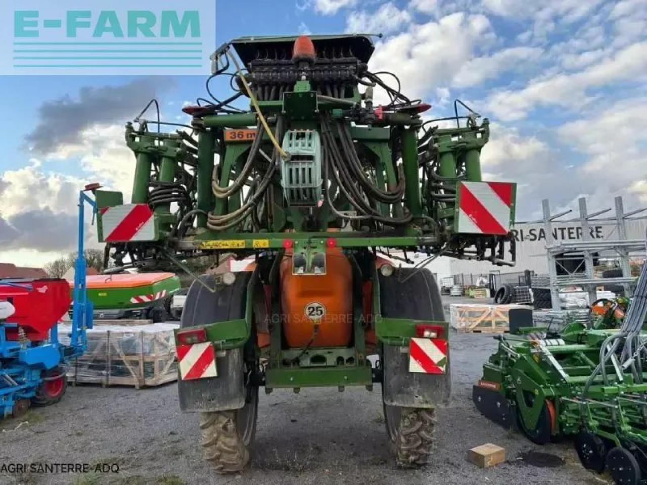 Amazone ux 4200 - מרסס נגרר: תמונה 4 Amazone ux 4200 - מרסס נגרר: תמונה 4