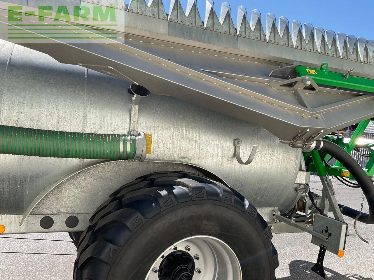 Bauer V 81 mit Schleppfix SFA 9 - ציוד דישון: תמונה 5 Bauer V 81 mit Schleppfix SFA 9 - ציוד דישון: תמונה 5