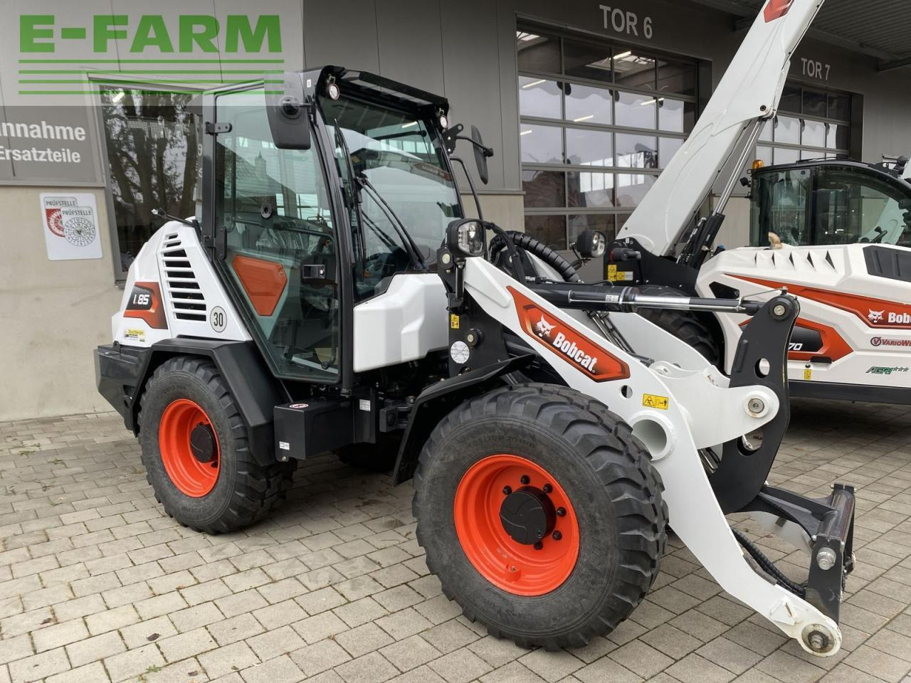 Bobcat l 85 - מיני מחפר: תמונה 1 Bobcat l 85 - מיני מחפר: תמונה 1