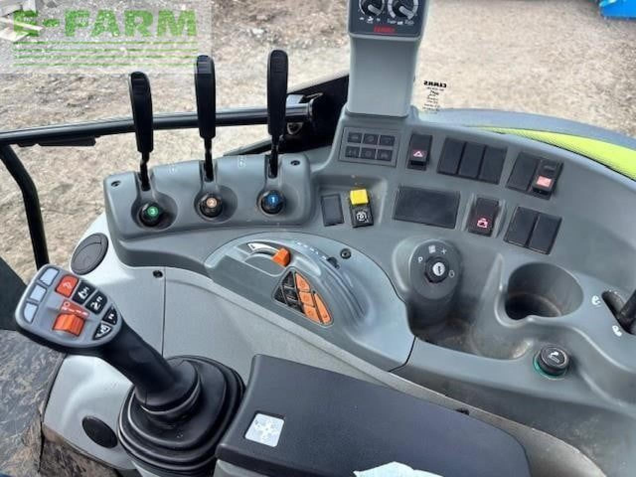 CLAAS ARION 430 - טרקטור חקלאי: תמונה 5 CLAAS ARION 430 - טרקטור חקלאי: תמונה 5