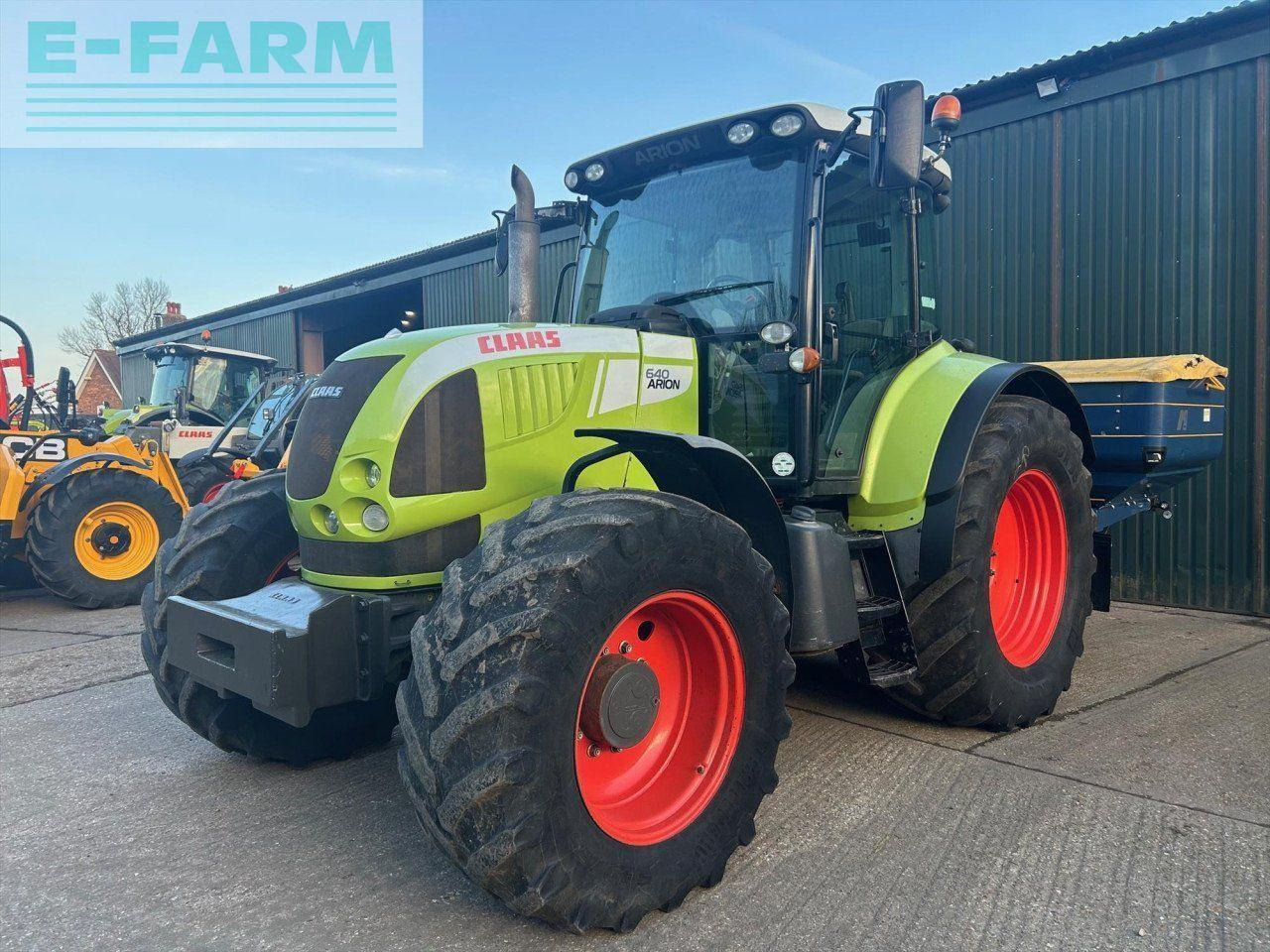 CLAAS ARION 640 CIS 50K CIS - טרקטור חקלאי: תמונה 3 CLAAS ARION 640 CIS 50K CIS - טרקטור חקלאי: תמונה 3