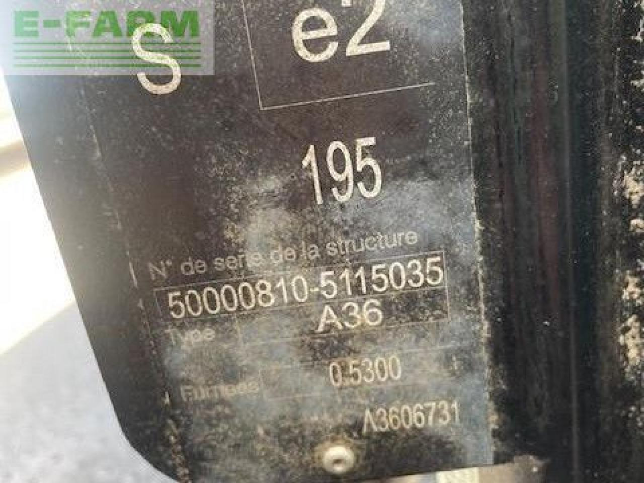 CLAAS ARION 640 - טרקטור חקלאי: תמונה 3 CLAAS ARION 640 - טרקטור חקלאי: תמונה 3