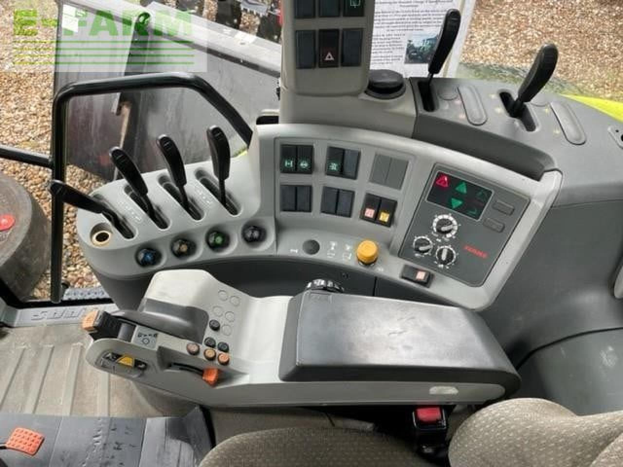 CLAAS ARION 640 - טרקטור חקלאי: תמונה 5 CLAAS ARION 640 - טרקטור חקלאי: תמונה 5