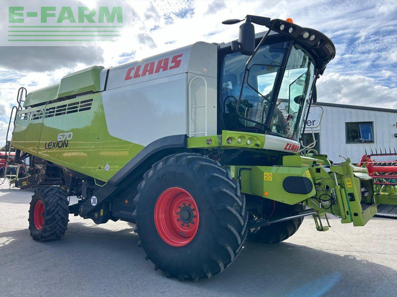 CLAAS LEXION 670 M T4F - מקצרת קומבינה: תמונה 2 CLAAS LEXION 670 M T4F - מקצרת קומבינה: תמונה 2