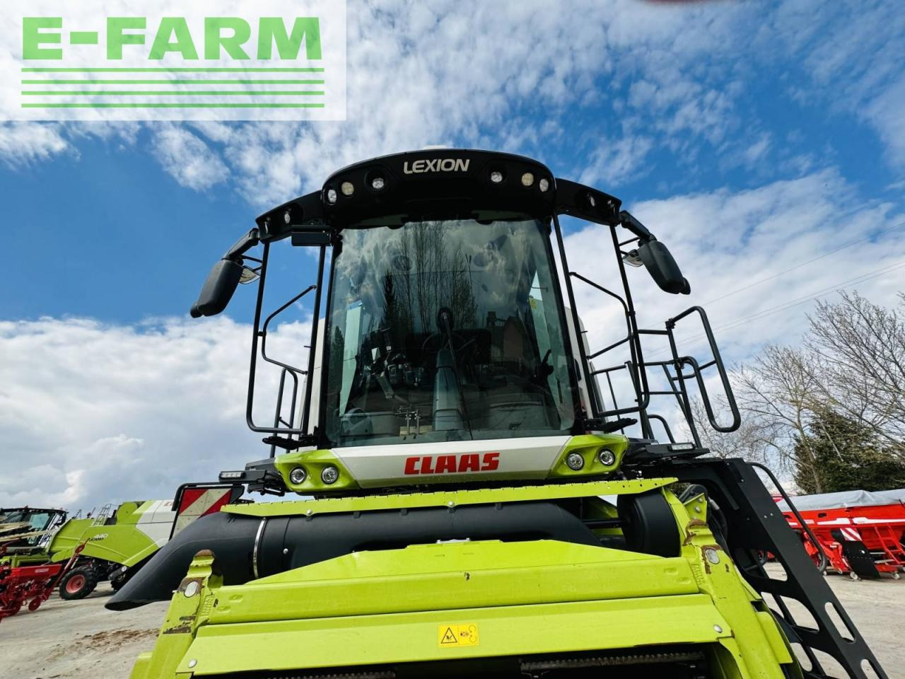 CLAAS LEXION 8800 TT E5 - מקצרת קומבינה: תמונה 3 CLAAS LEXION 8800 TT E5 - מקצרת קומבינה: תמונה 3