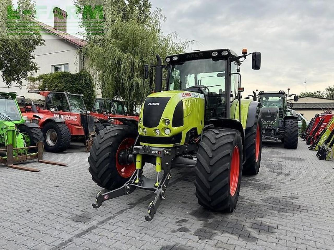 CLAAS ares 617 atz ATZ - טרקטור חקלאי: תמונה 2 CLAAS ares 617 atz ATZ - טרקטור חקלאי: תמונה 2