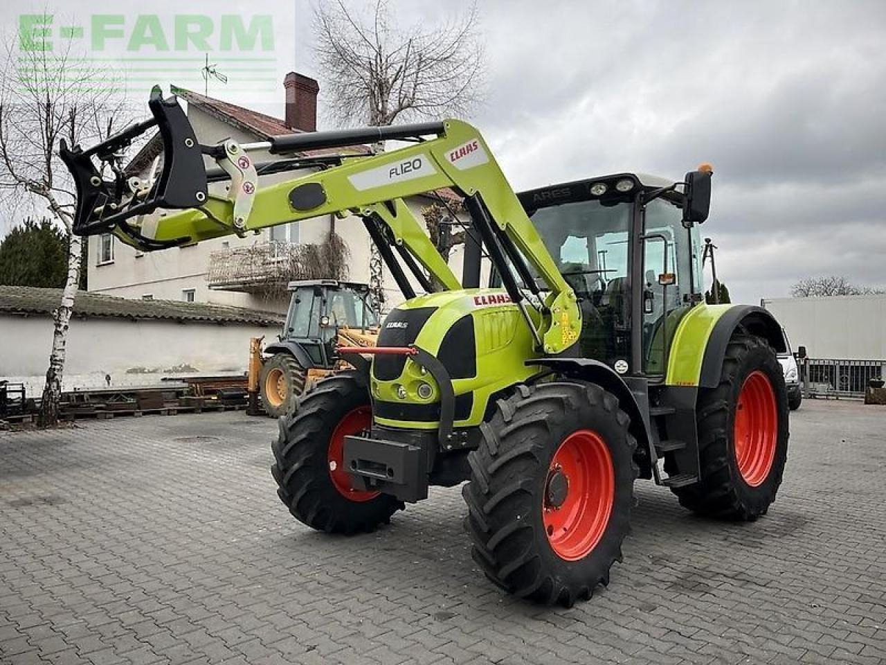 CLAAS ares 617 atz + claas fl120 ATZ - טרקטור חקלאי: תמונה 1 CLAAS ares 617 atz + claas fl120 ATZ - טרקטור חקלאי: תמונה 1