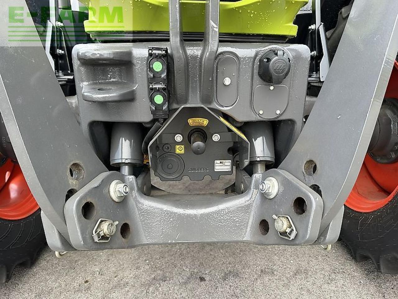 טרקטור חקלאי CLAAS arion 410 stage v (cis): תמונה 12