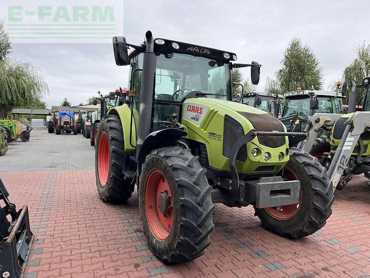 CLAAS arion 420 cis - טרקטור חקלאי: תמונה 3 CLAAS arion 420 cis - טרקטור חקלאי: תמונה 3