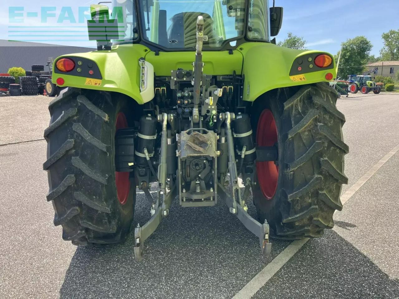 CLAAS arion 430 panoramic + fl 100 c - טרקטור חקלאי: תמונה 2 CLAAS arion 430 panoramic + fl 100 c - טרקטור חקלאי: תמונה 2