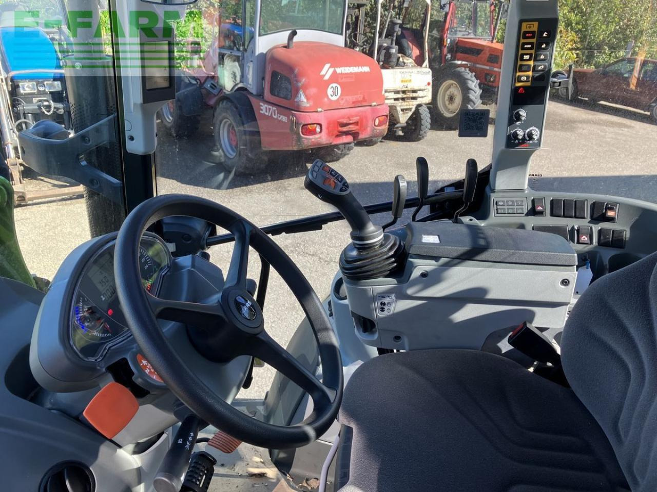 טרקטור חקלאי CLAAS arion 430 stage v (cis): תמונה 7