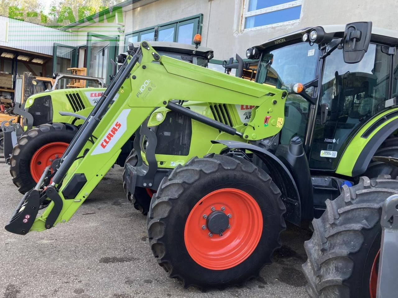 טרקטור חקלאי CLAAS arion 430 stage v (cis): תמונה 16