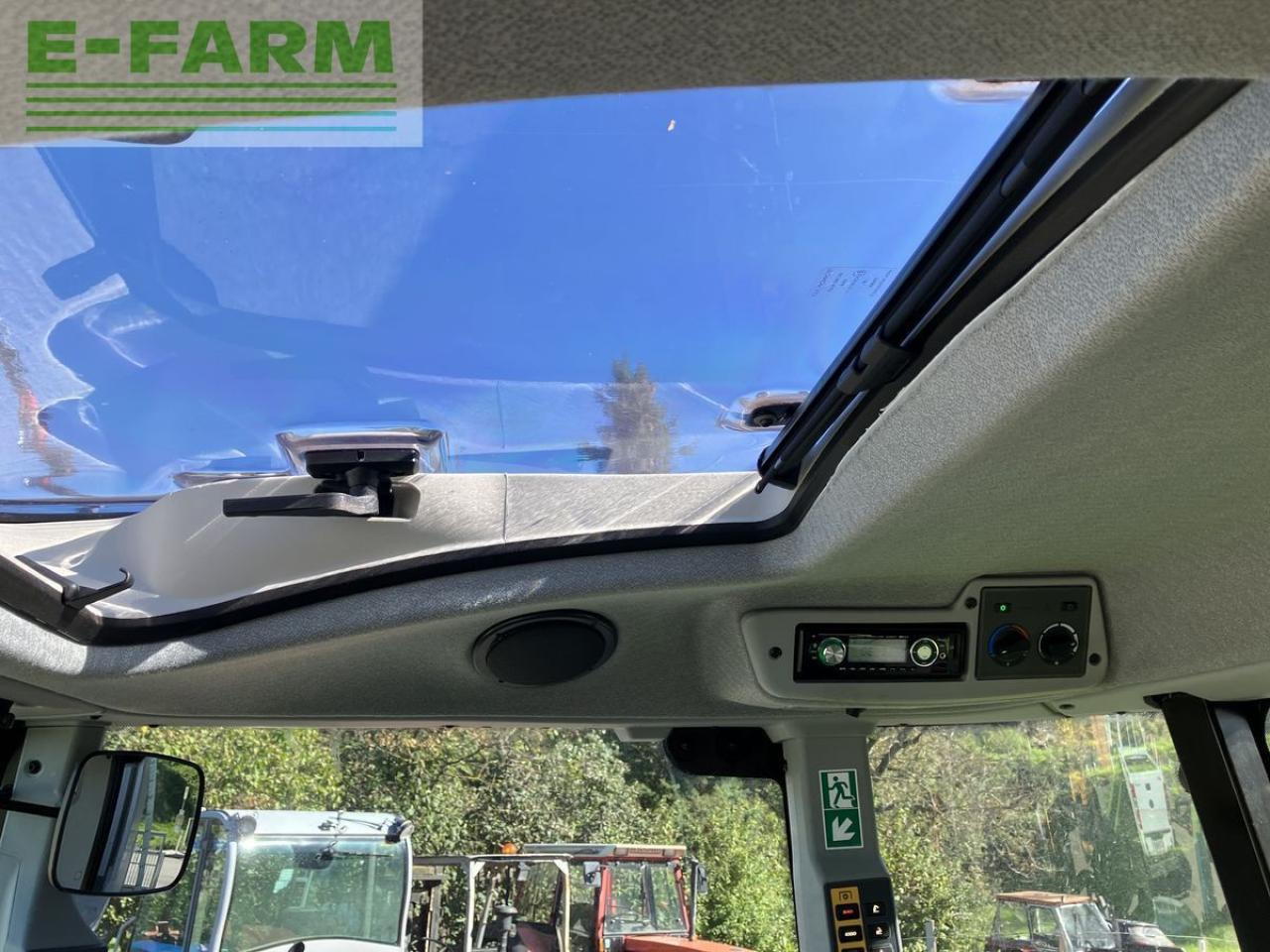 טרקטור חקלאי CLAAS arion 430 stage v (cis): תמונה 13