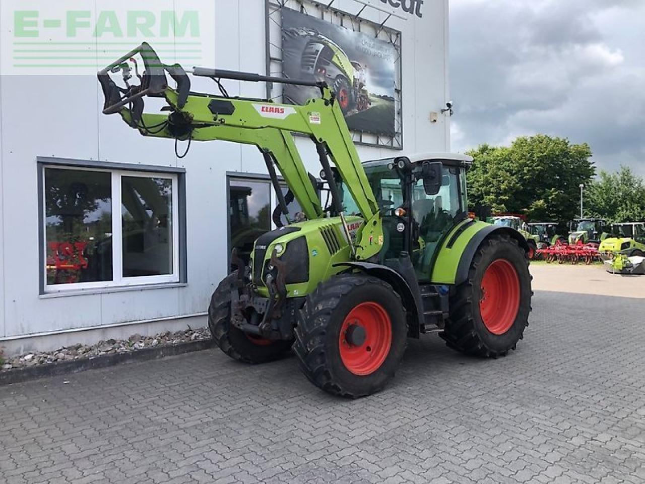 CLAAS arion 450 cis panoramic mit fl 120 c und fkh CIS - טרקטור חקלאי: תמונה 1 CLAAS arion 450 cis panoramic mit fl 120 c und fkh CIS - טרקטור חקלאי: תמונה 1