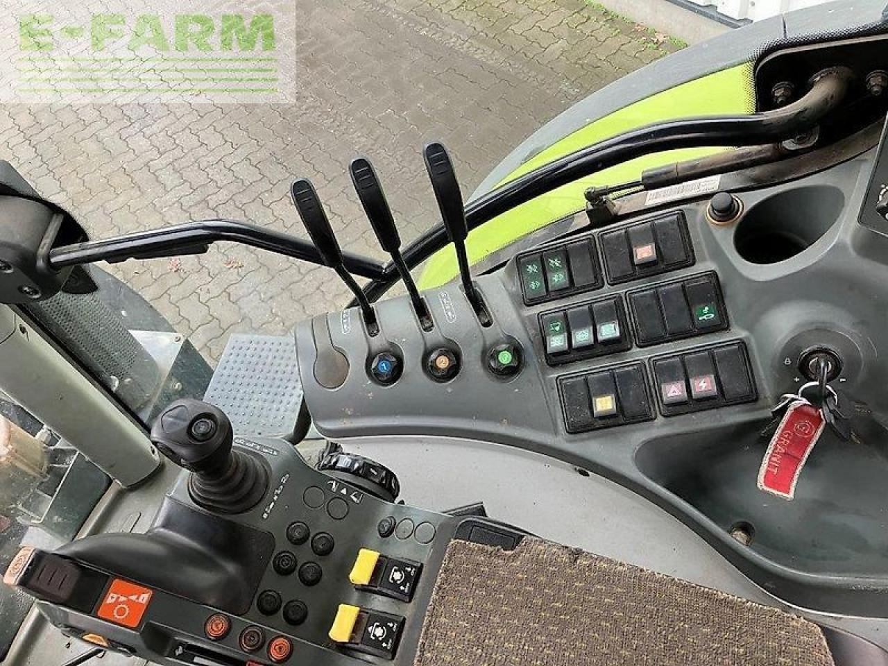 טרקטור חקלאי CLAAS arion 640 hexashift: תמונה 13
