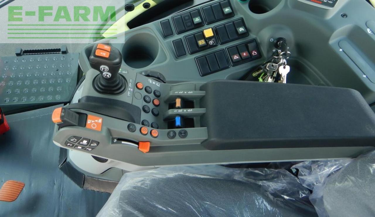 CLAAS axion 800 cis+ hexashift HEXASHIFT CIS+ - טרקטור חקלאי: תמונה 5 CLAAS axion 800 cis+ hexashift HEXASHIFT CIS+ - טרקטור חקלאי: תמונה 5
