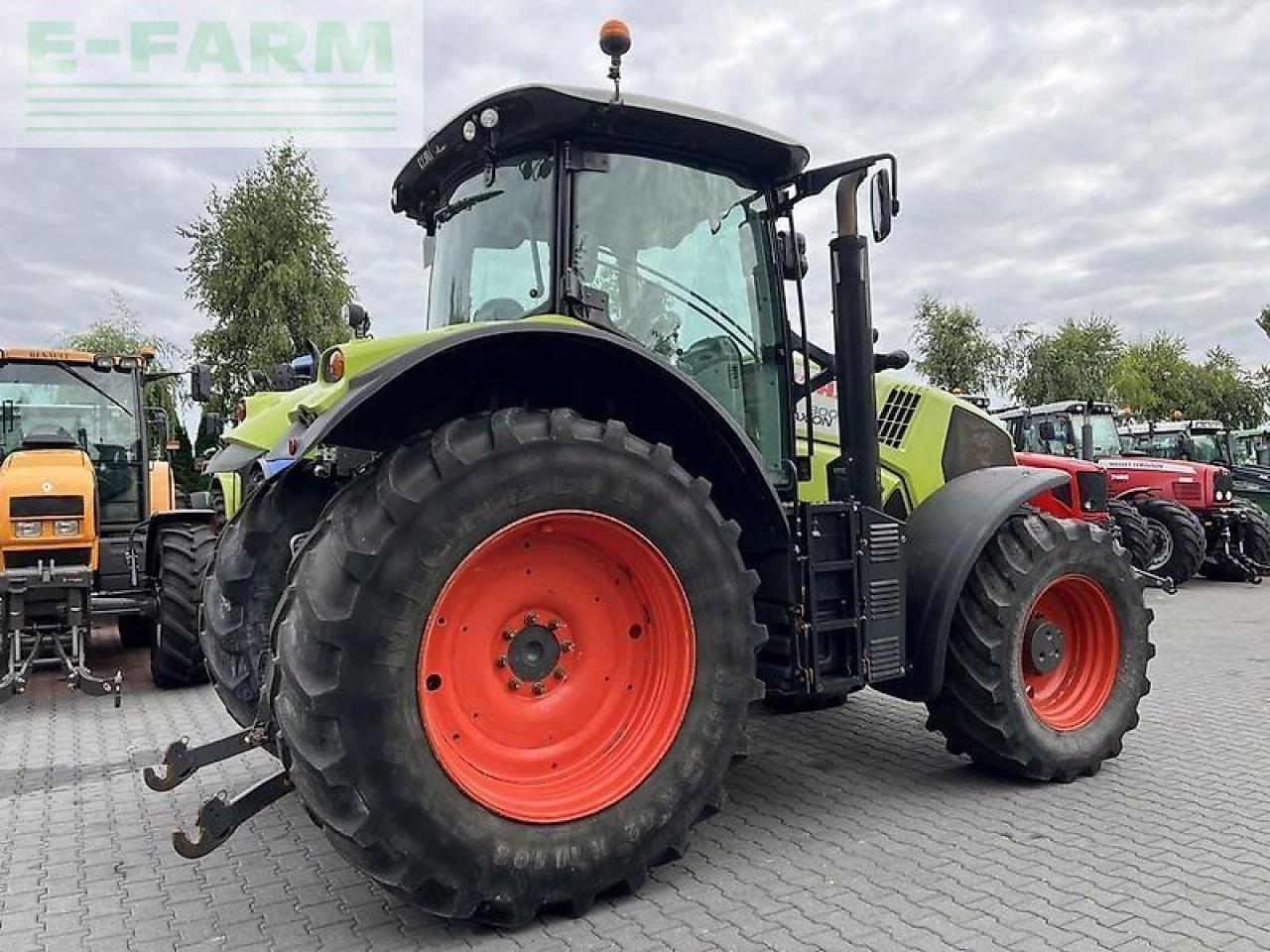 CLAAS axion 800 cis - טרקטור חקלאי: תמונה 5 CLAAS axion 800 cis - טרקטור חקלאי: תמונה 5