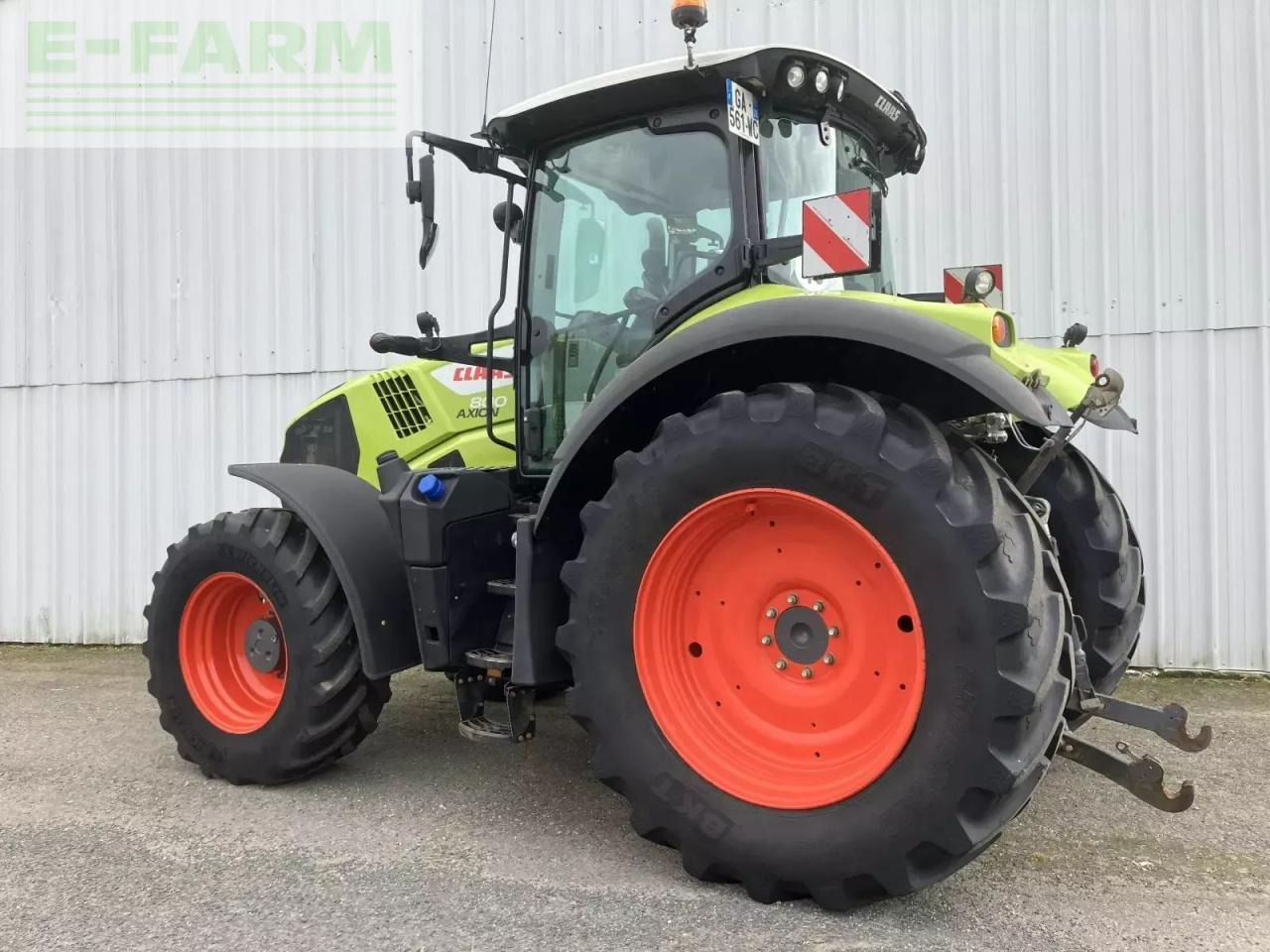 CLAAS axion 800 - s5 advance - טרקטור חקלאי: תמונה 2 CLAAS axion 800 - s5 advance - טרקטור חקלאי: תמונה 2