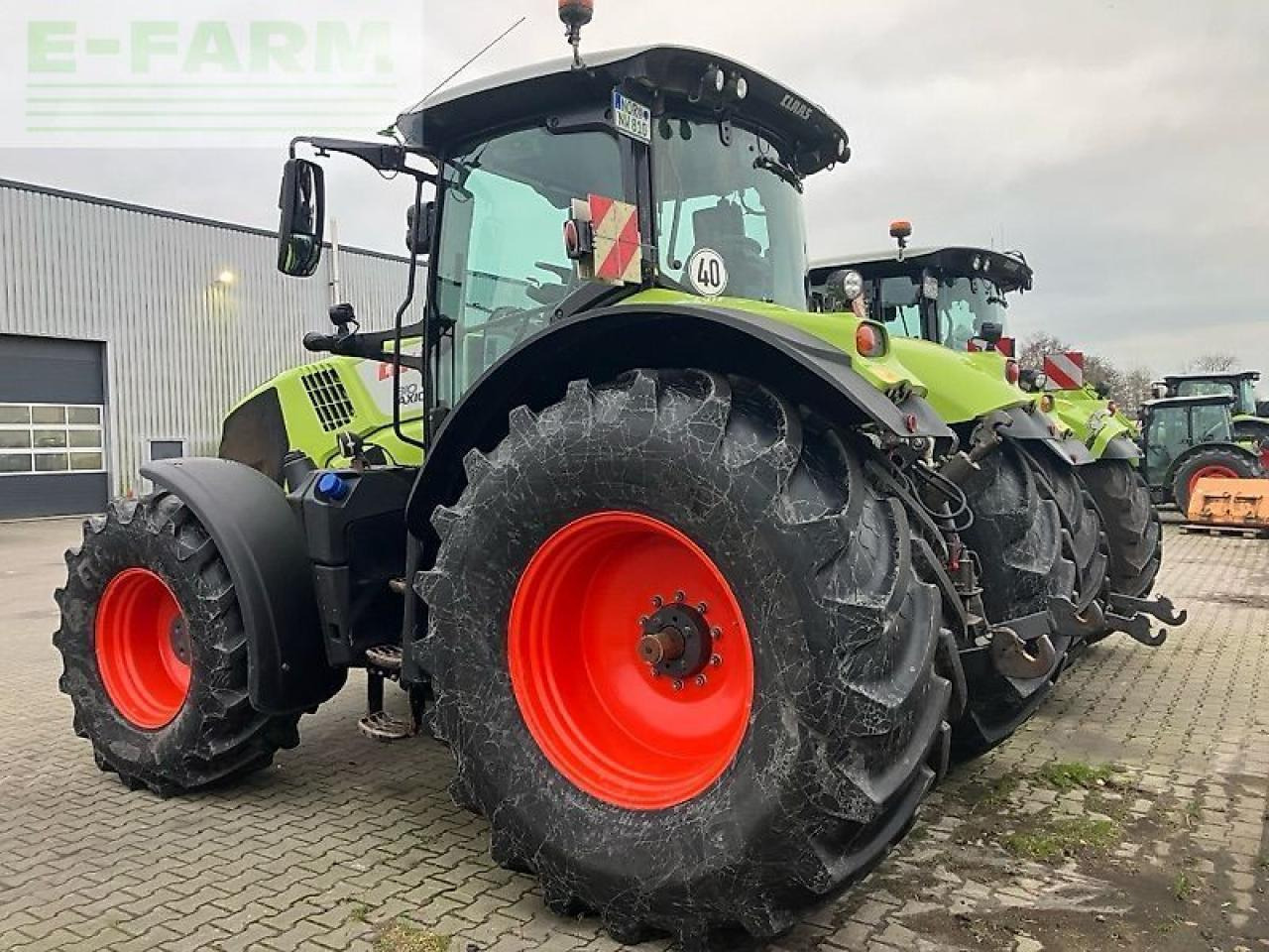 CLAAS axion 810 cis+ cm - טרקטור חקלאי: תמונה 4 CLAAS axion 810 cis+ cm - טרקטור חקלאי: תמונה 4