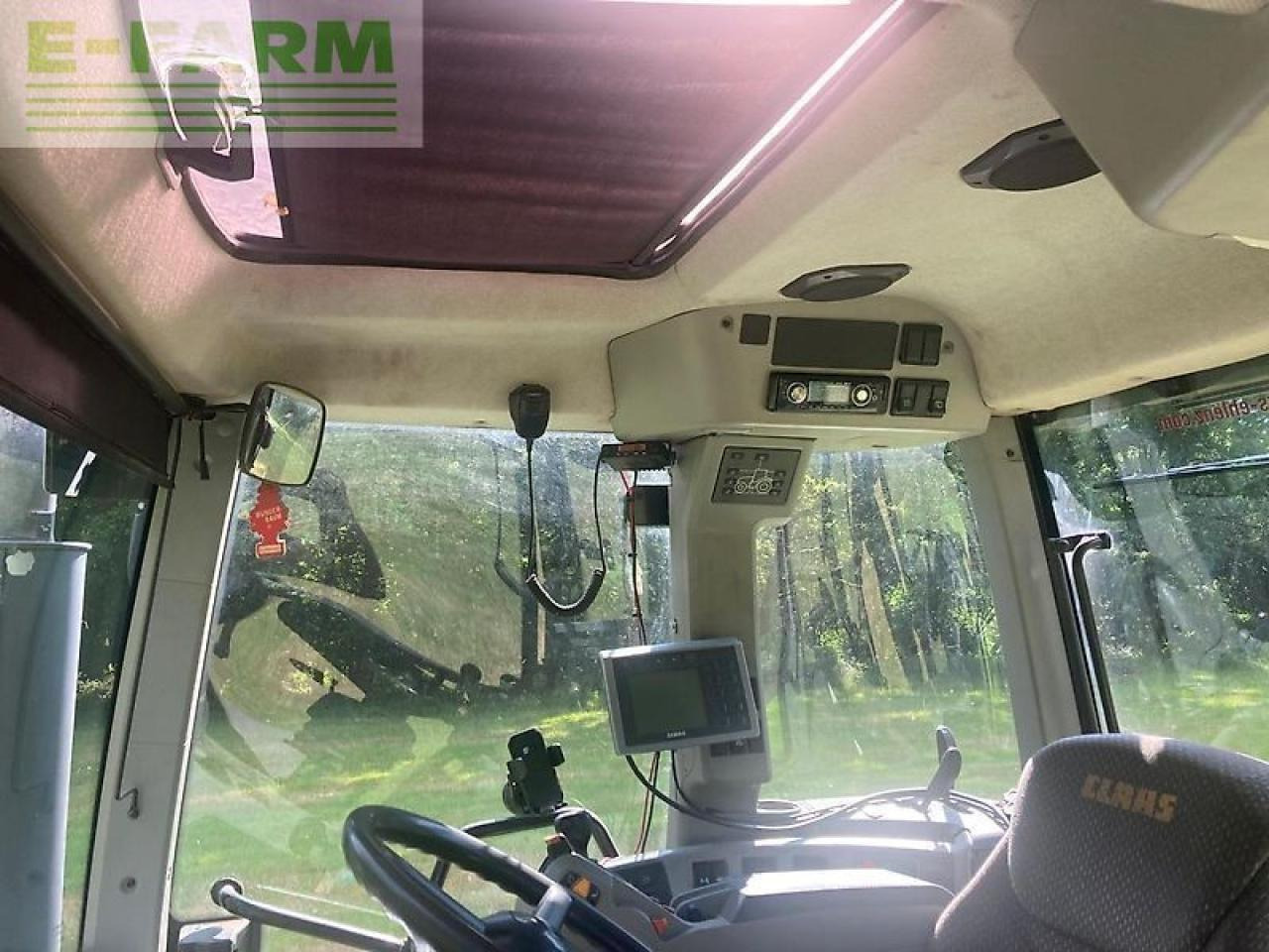 טרקטור חקלאי CLAAS axion 810: תמונה 12