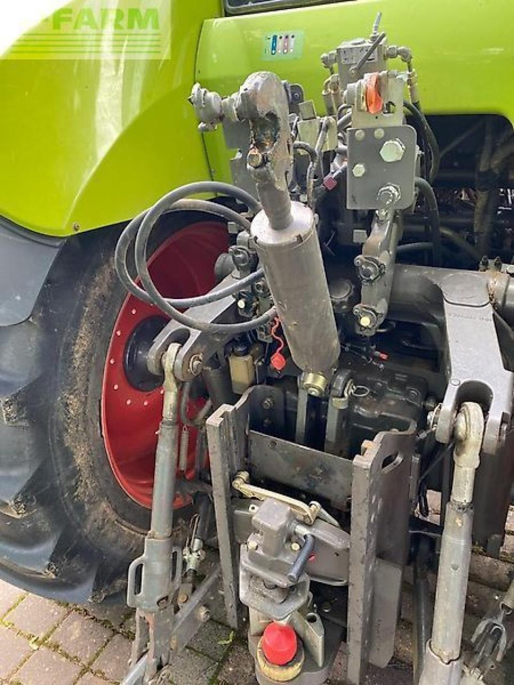 CLAAS axion 820 cmatic CMATIC - טרקטור חקלאי: תמונה 4 CLAAS axion 820 cmatic CMATIC - טרקטור חקלאי: תמונה 4