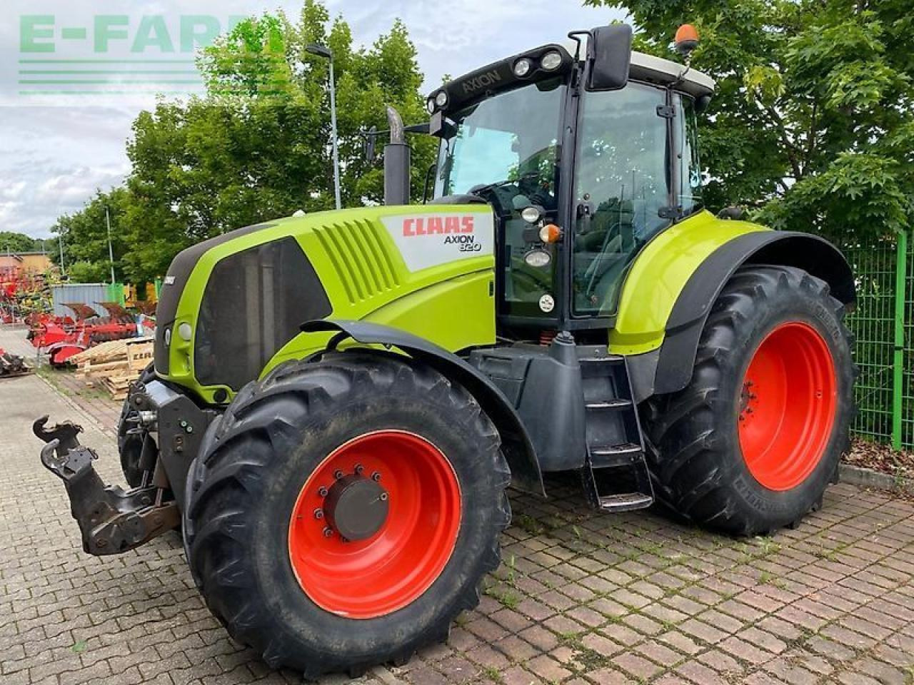 CLAAS axion 820 cmatic CMATIC - טרקטור חקלאי: תמונה 1 CLAAS axion 820 cmatic CMATIC - טרקטור חקלאי: תמונה 1