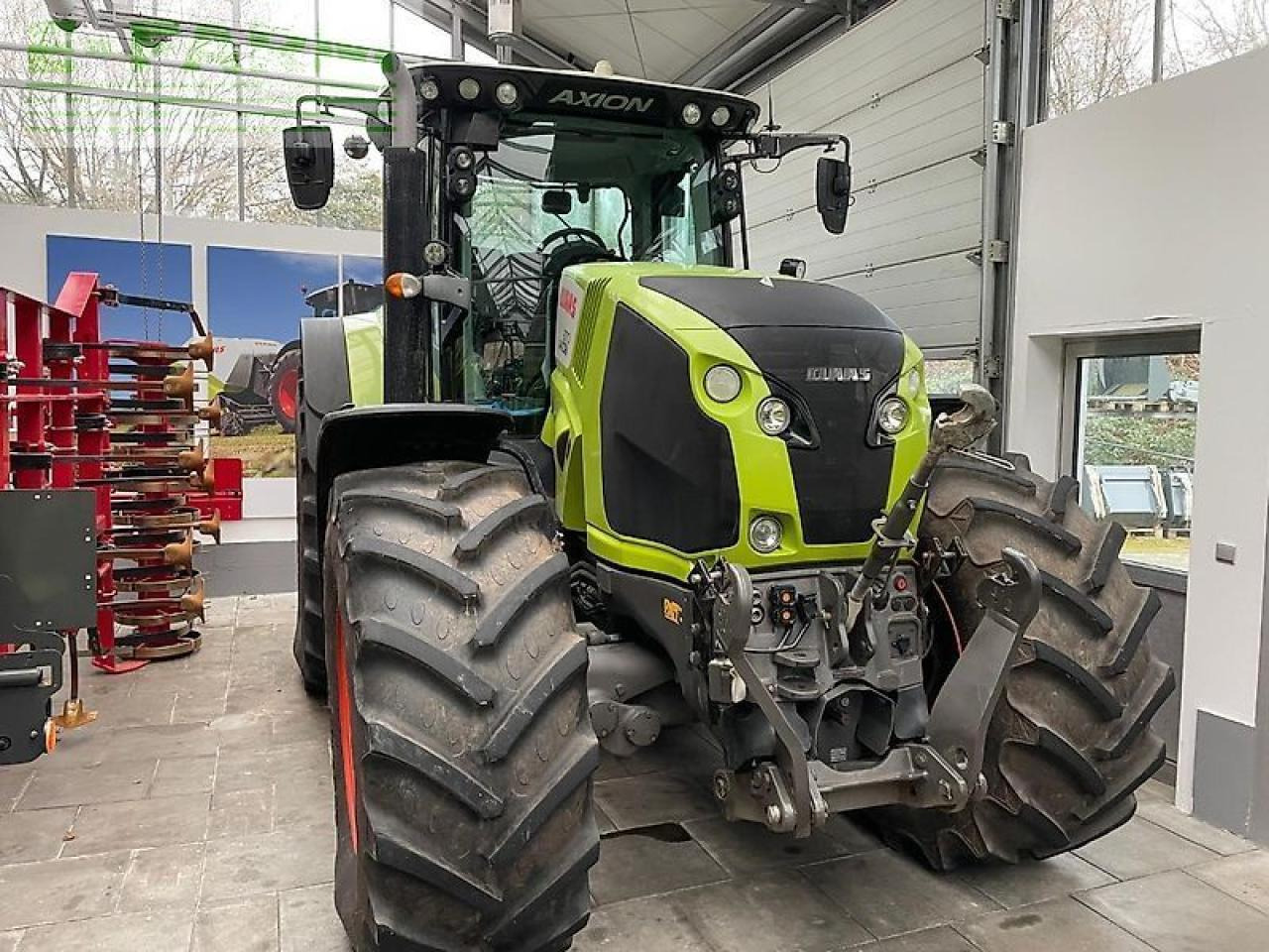 CLAAS axion 870 c-matic CMATIC - טרקטור חקלאי: תמונה 1 CLAAS axion 870 c-matic CMATIC - טרקטור חקלאי: תמונה 1