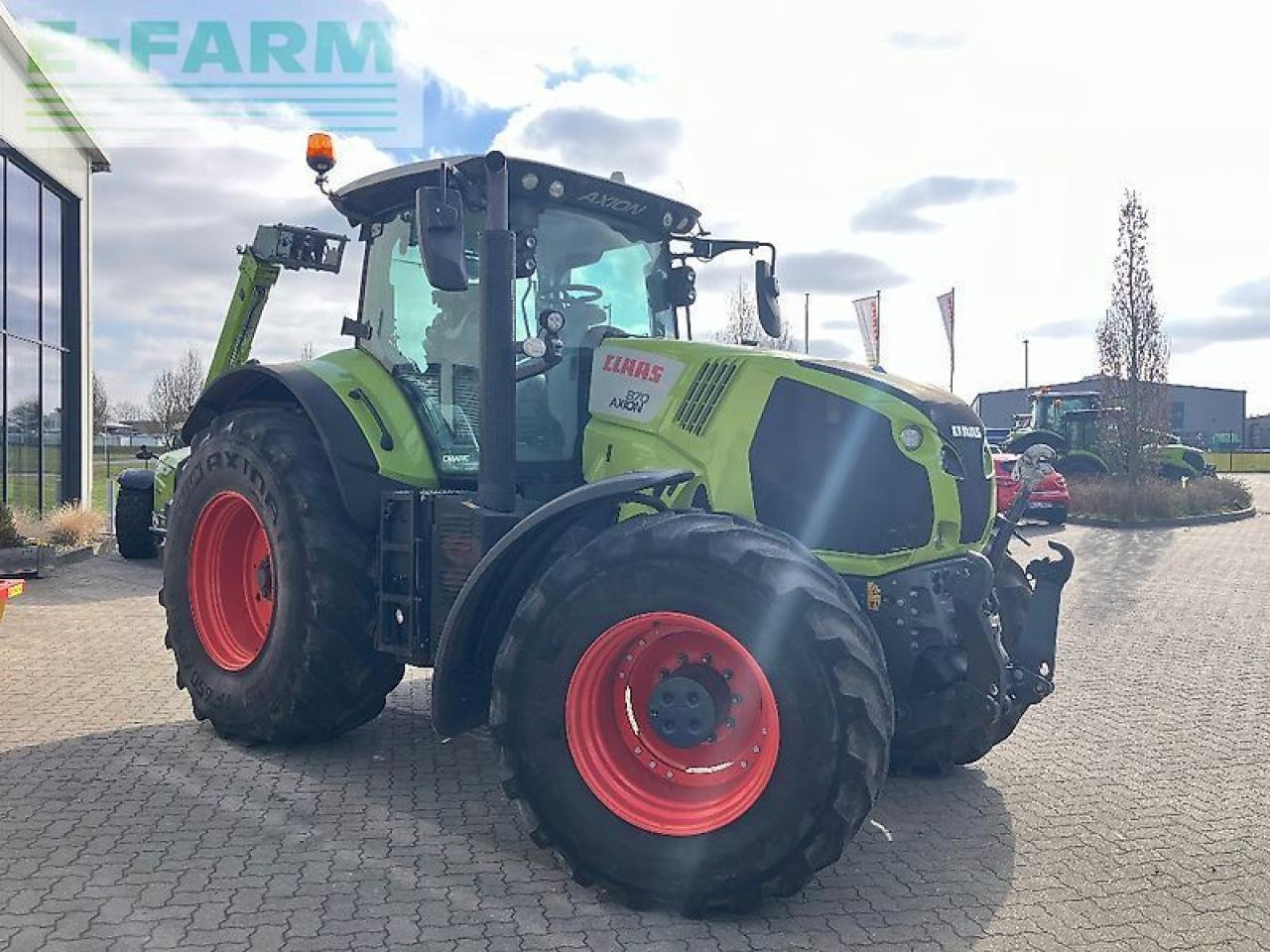 CLAAS axion 870 cmatic CMATIC - טרקטור חקלאי: תמונה 2 CLAAS axion 870 cmatic CMATIC - טרקטור חקלאי: תמונה 2